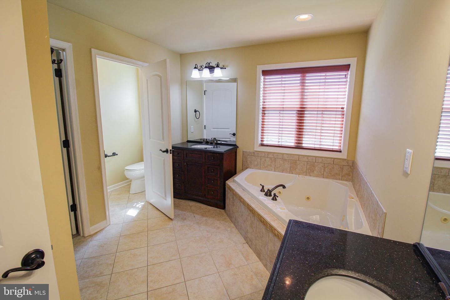 5130 S Deerfield Avenue photo 37