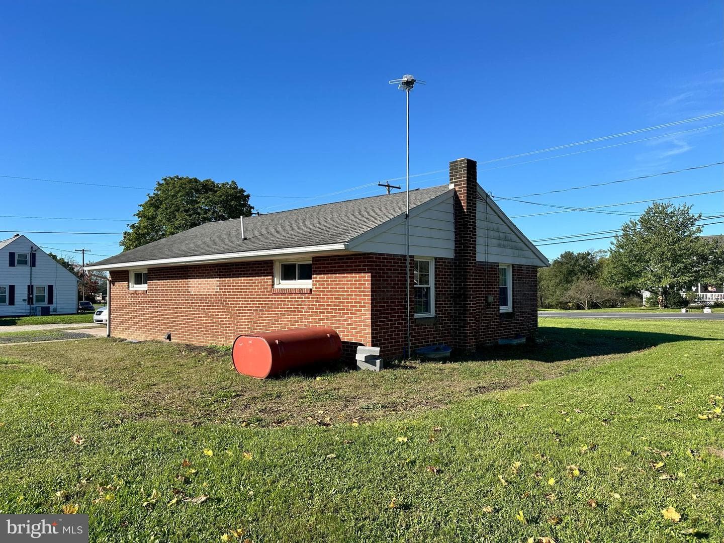 2761 Spring Road photo 3