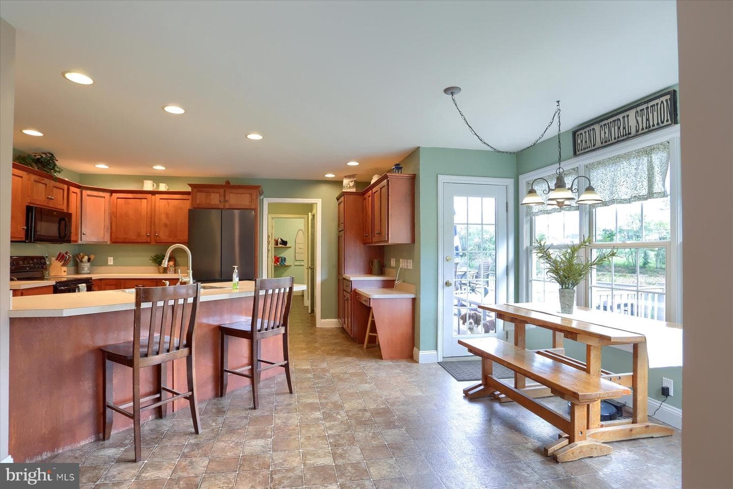 2045 Harvest Drive photo 12