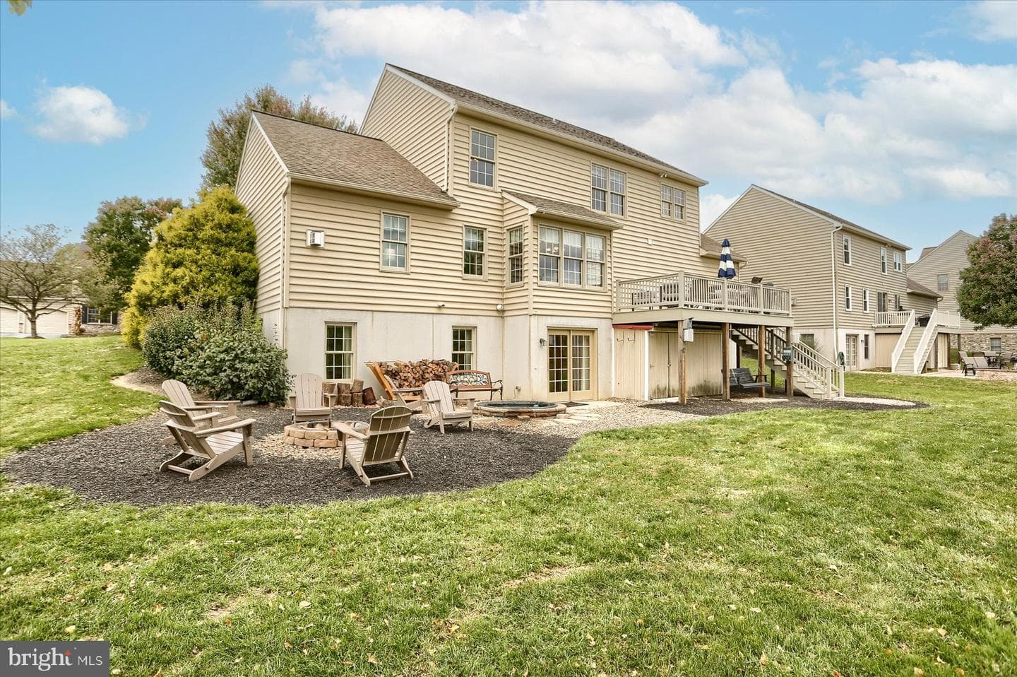 2045 Harvest Drive photo 40
