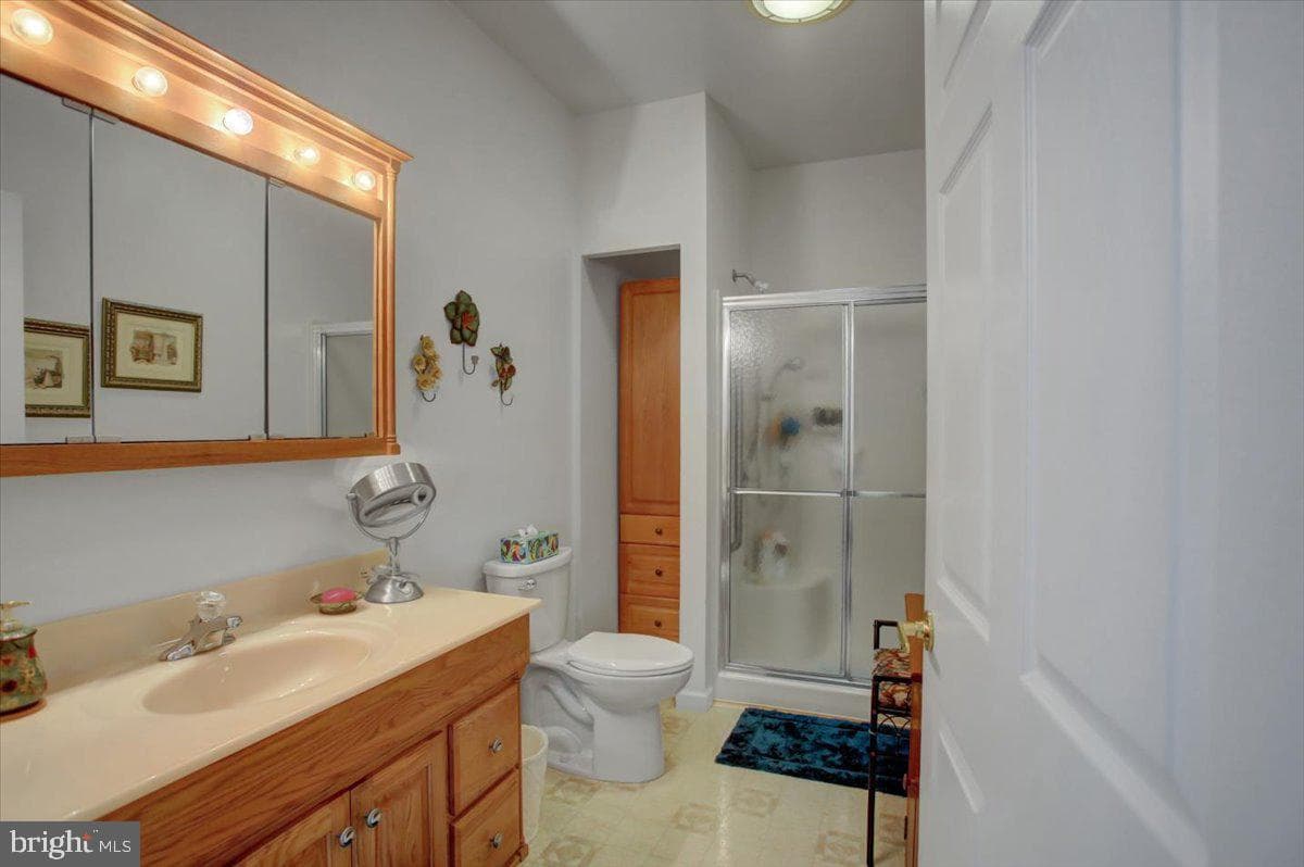 31 Lantern Lane photo 18