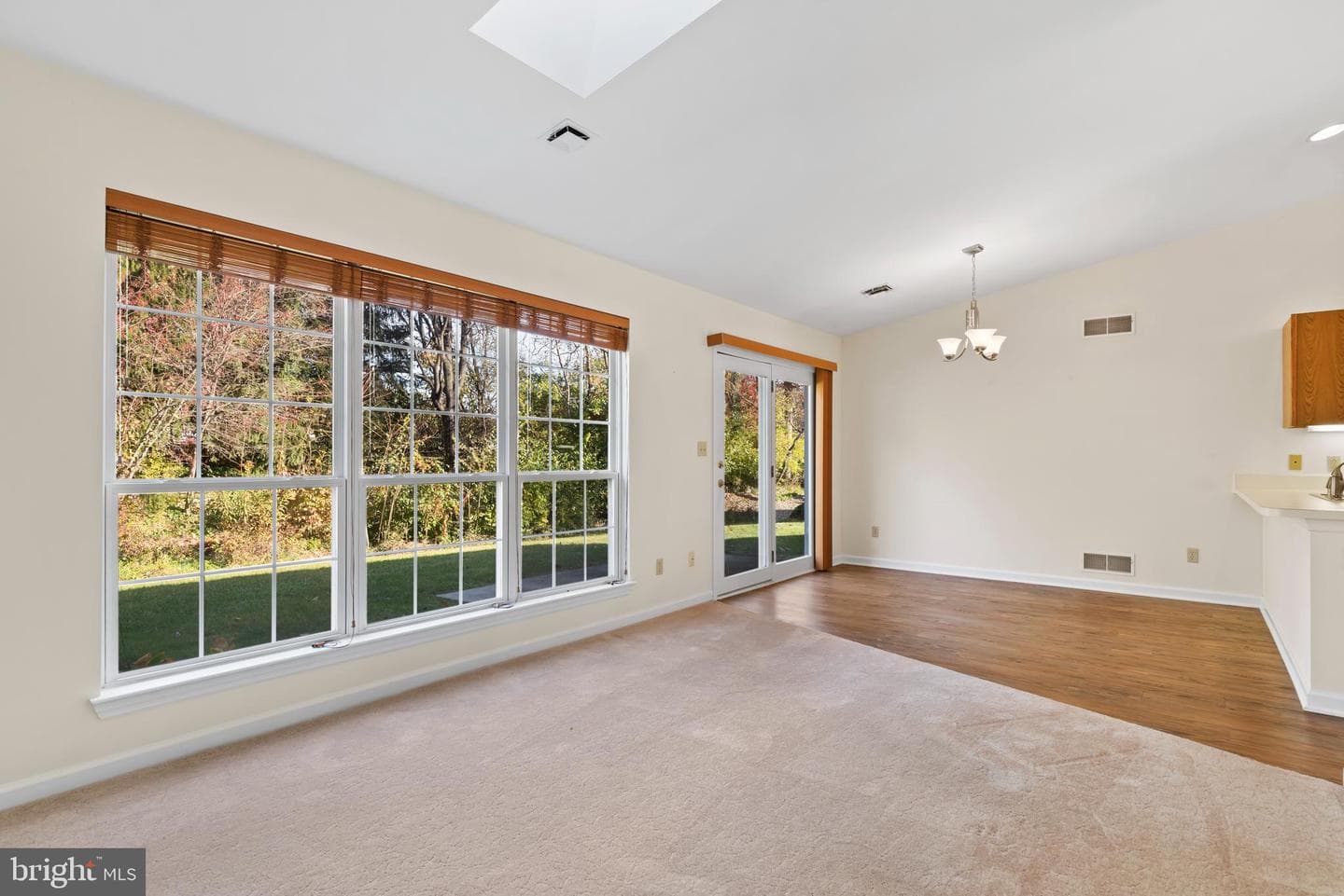 7 Windcroft Court photo 4