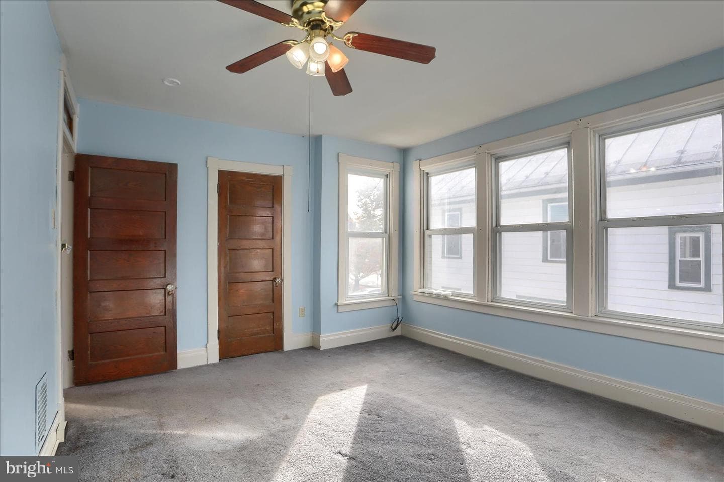 120 N Bedford Street photo 22