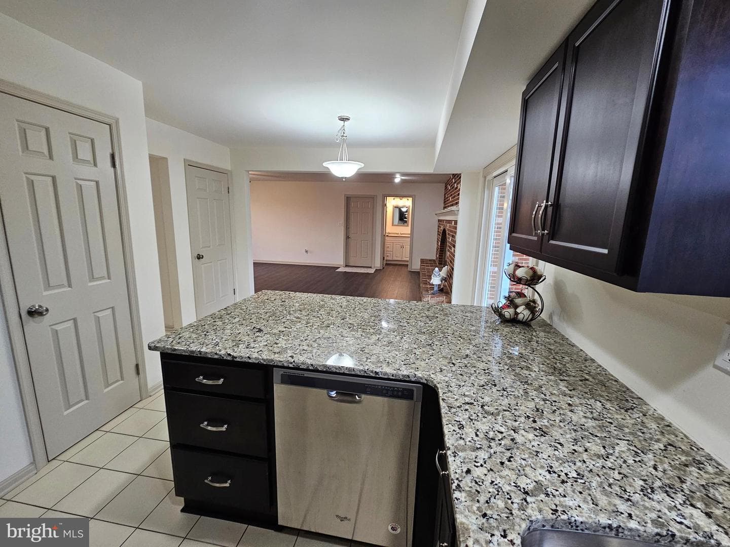 109 Deerfield Road photo 11