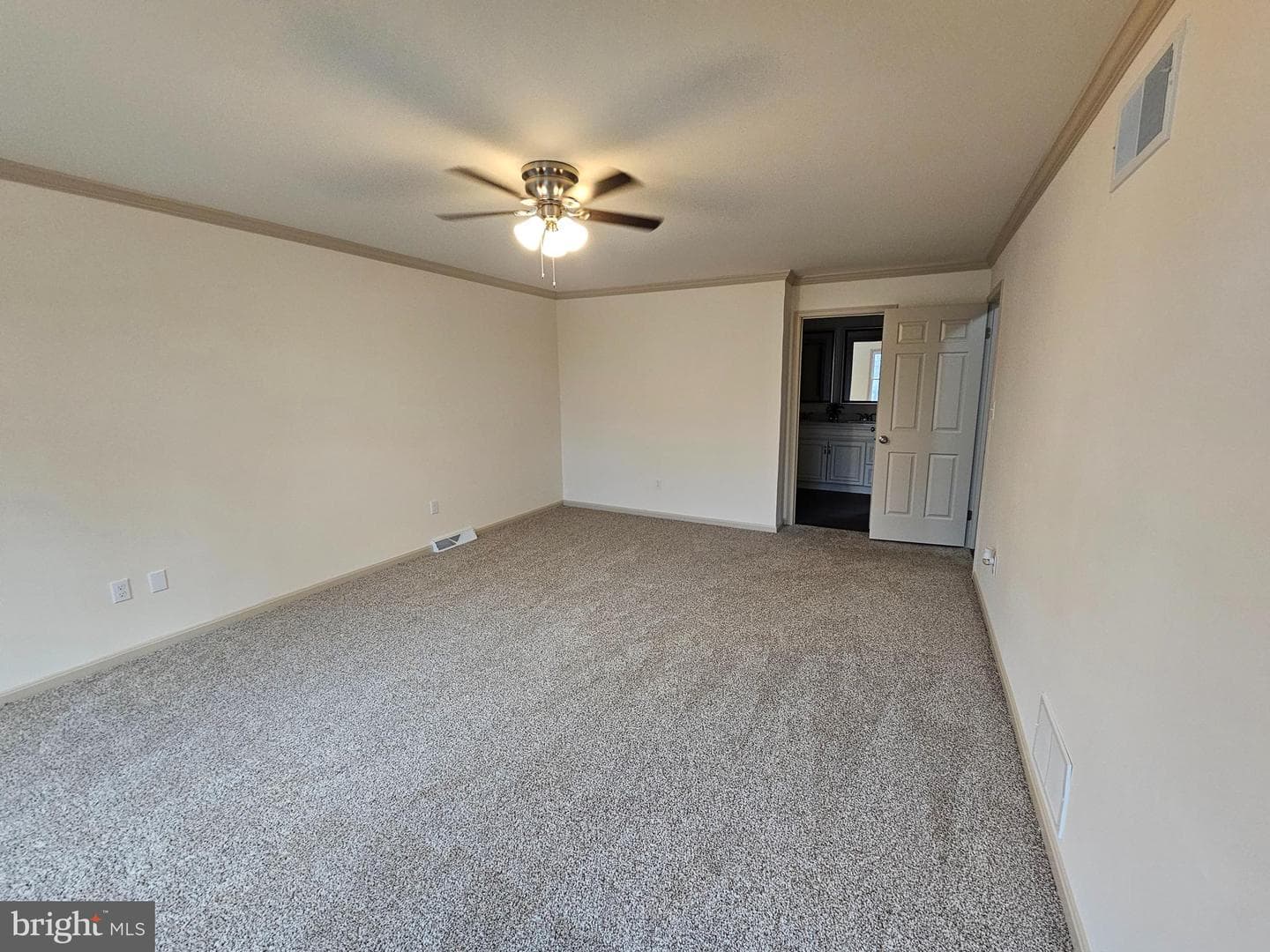 109 Deerfield Road photo 26
