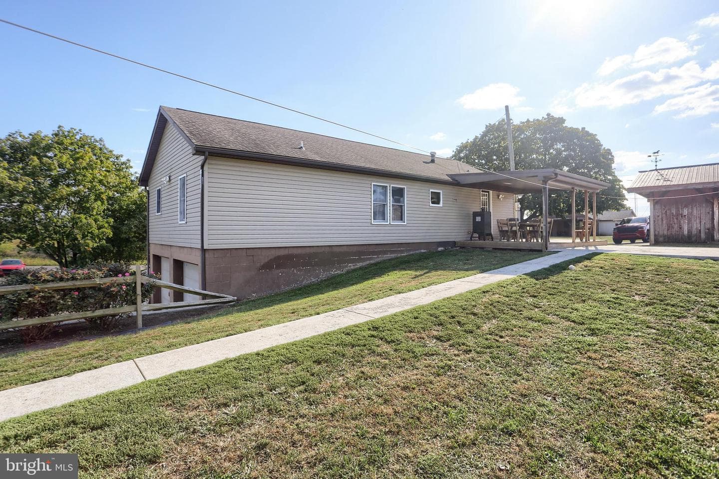 337 Newburg Road photo 6