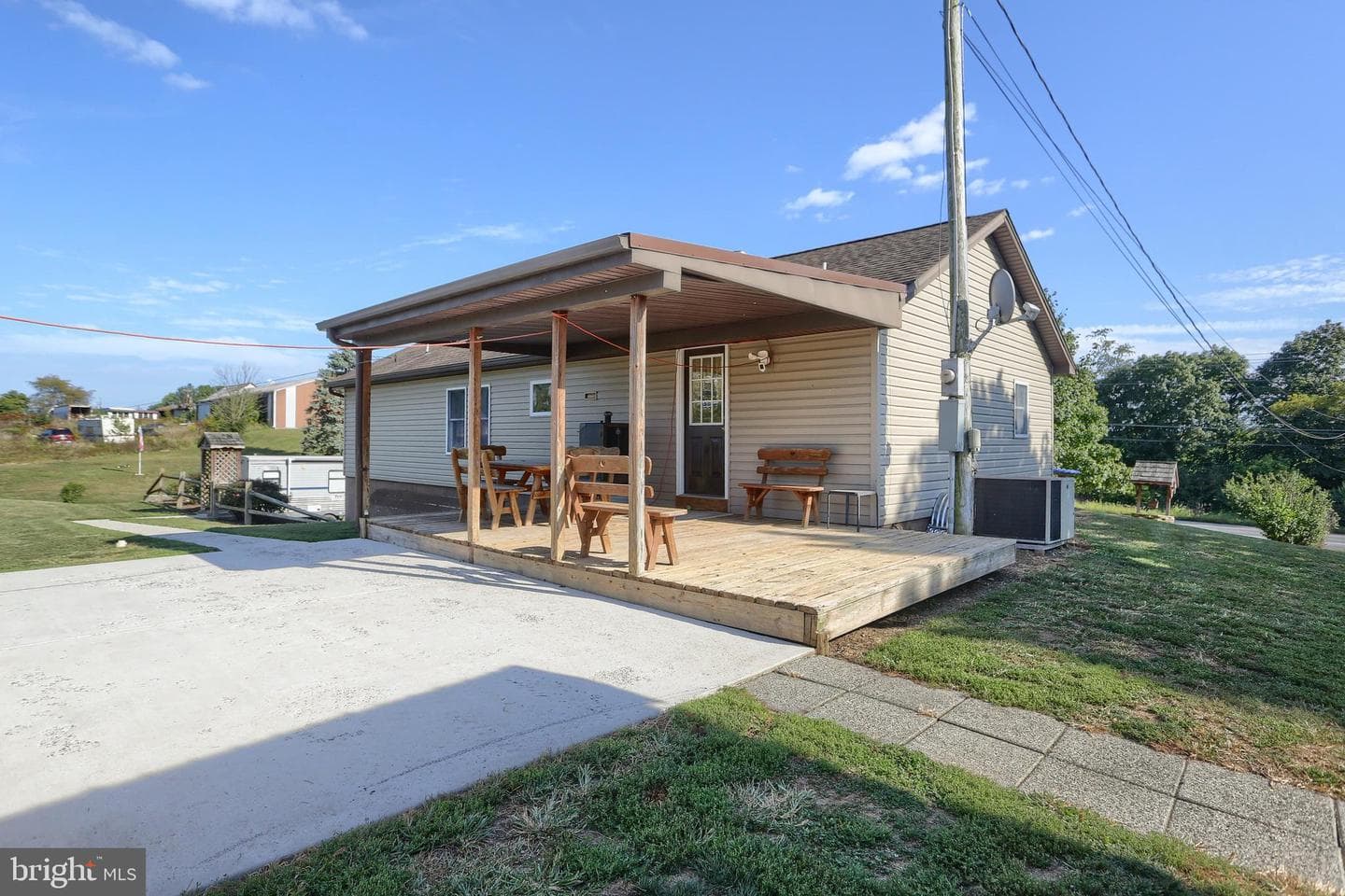 337 Newburg Road photo 7