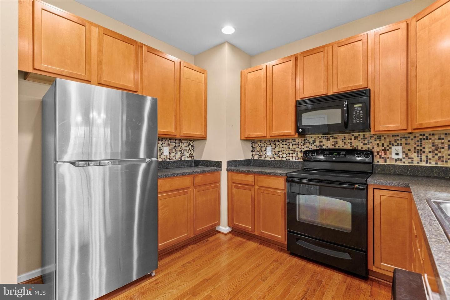 207 Brook Meadow Drive photo 12