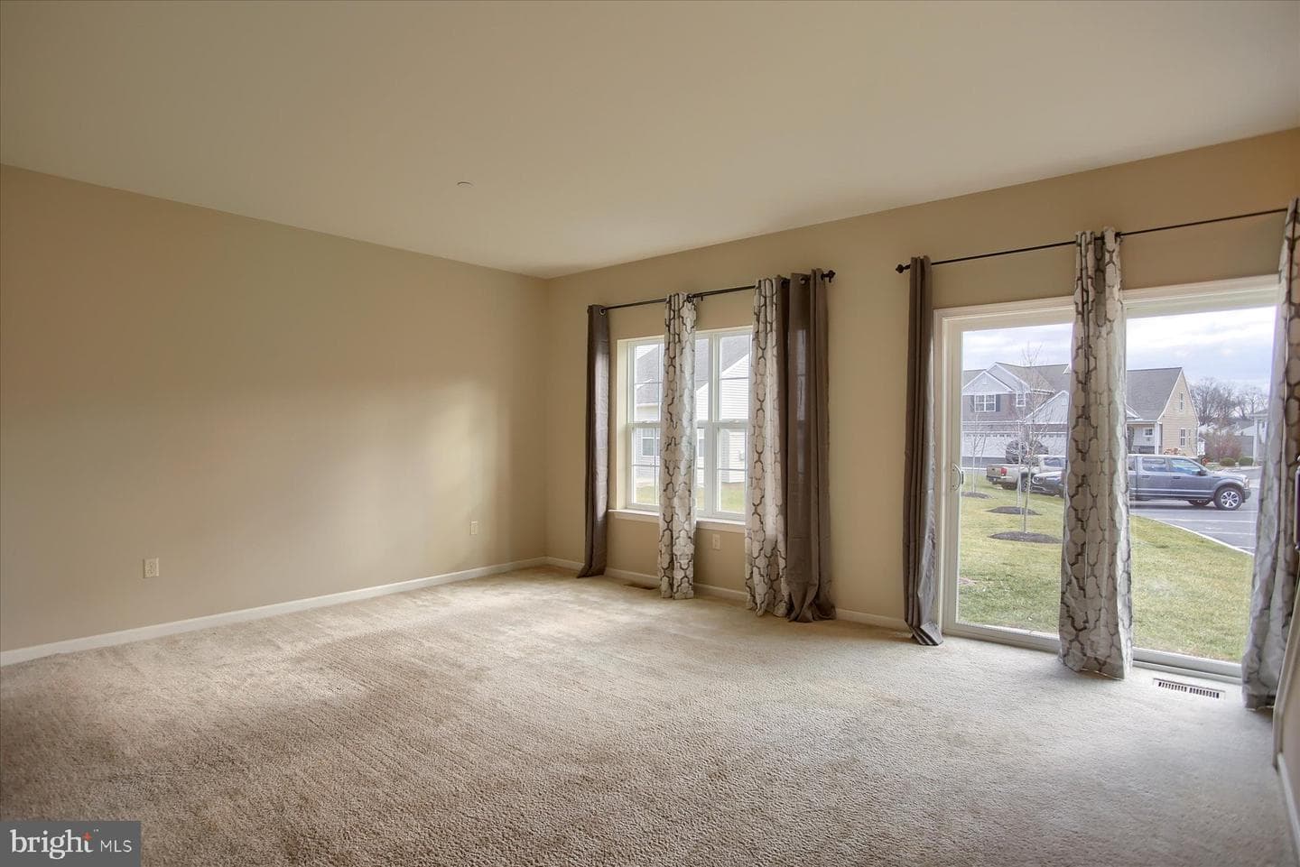 1780 Fairbank Lane photo 15