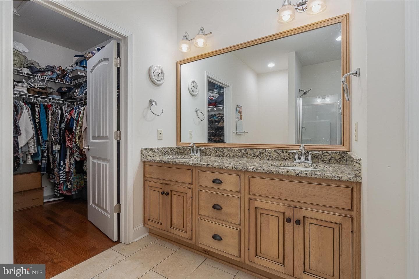 6275 Thornhill Lane photo 19
