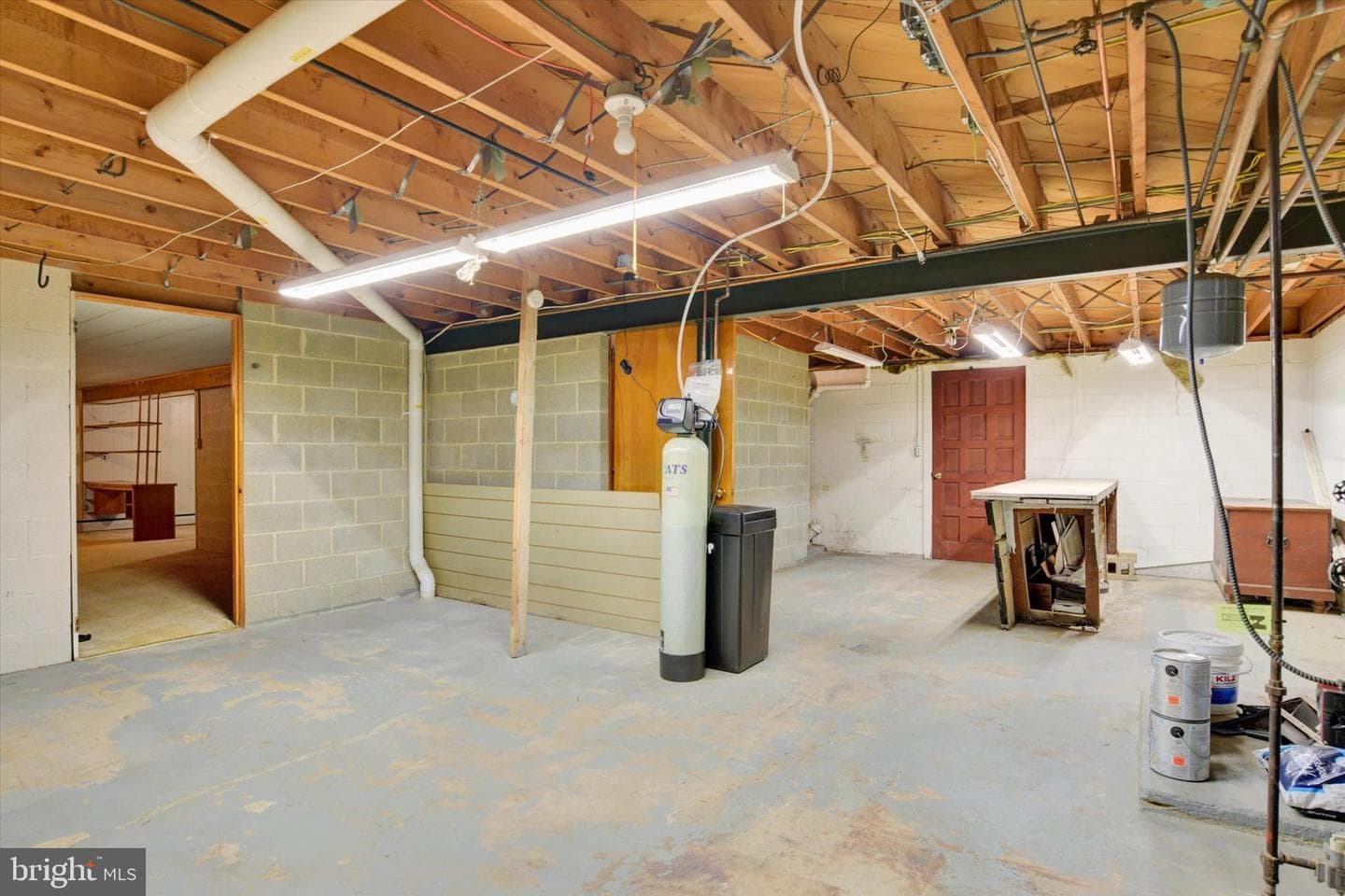 104 S George Street photo 23