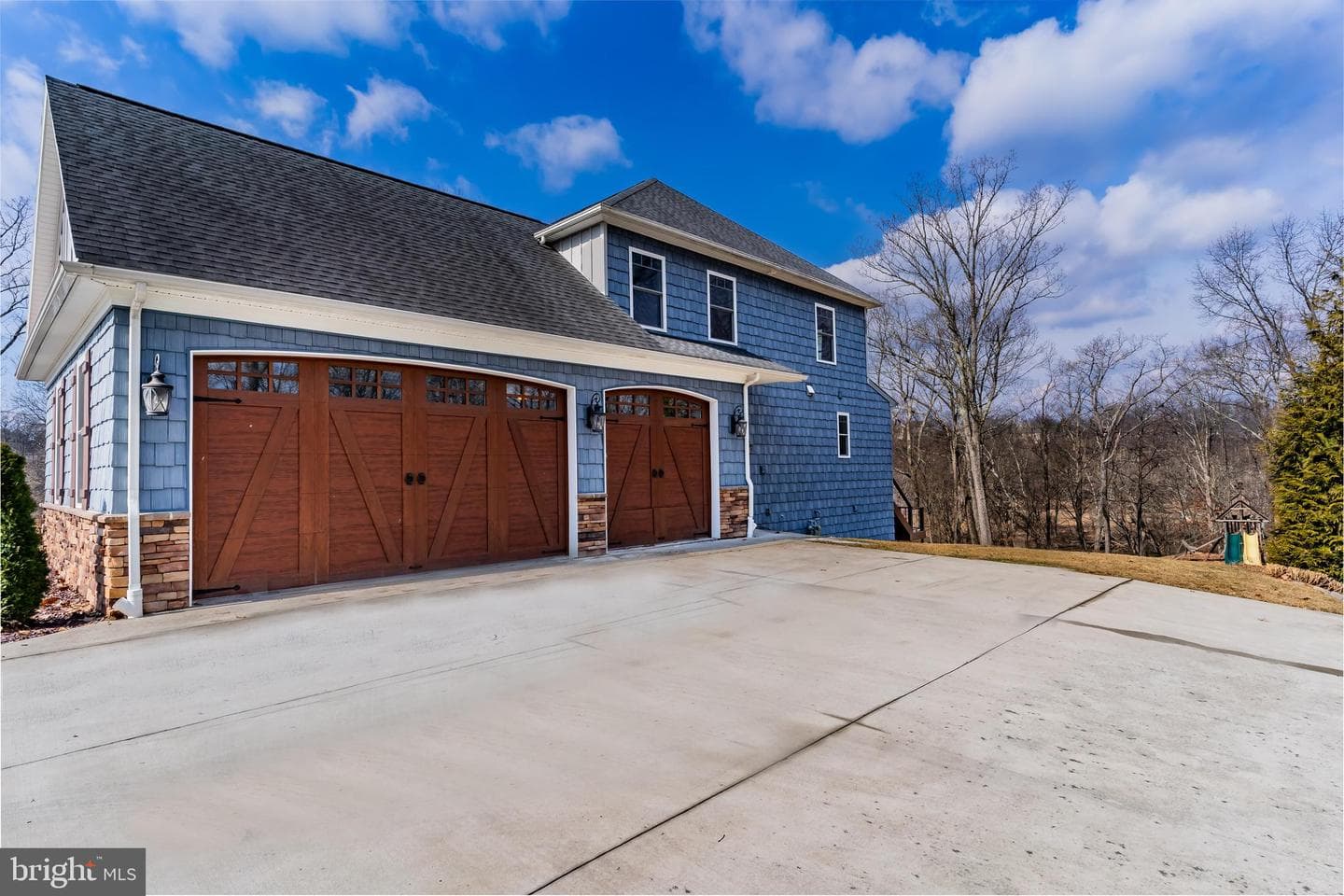415 Sorbie Lane photo 7