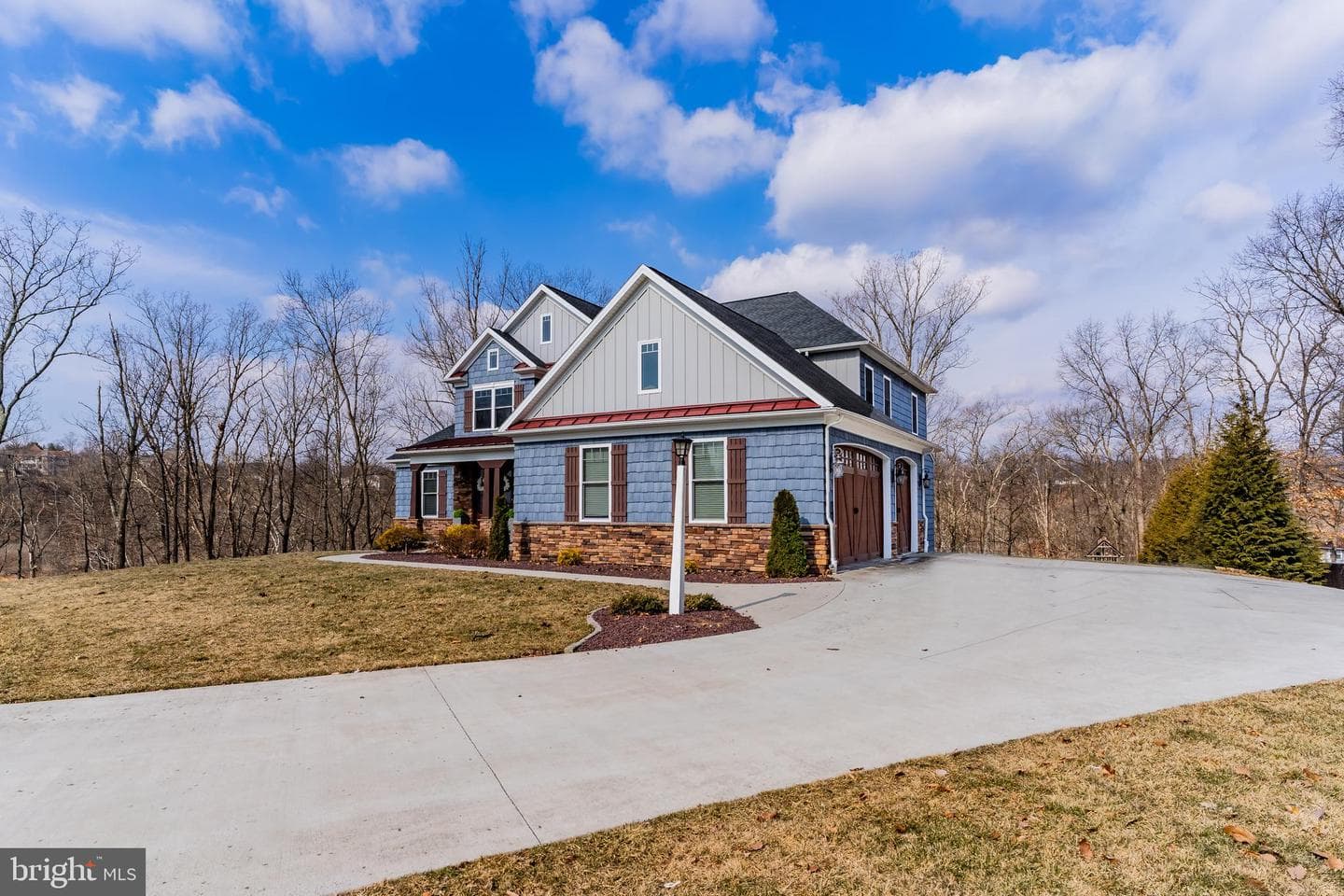 415 Sorbie Lane photo 8