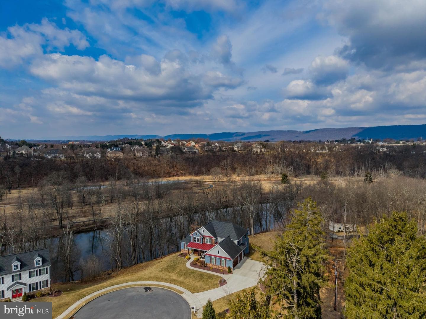 415 Sorbie Lane photo 80
