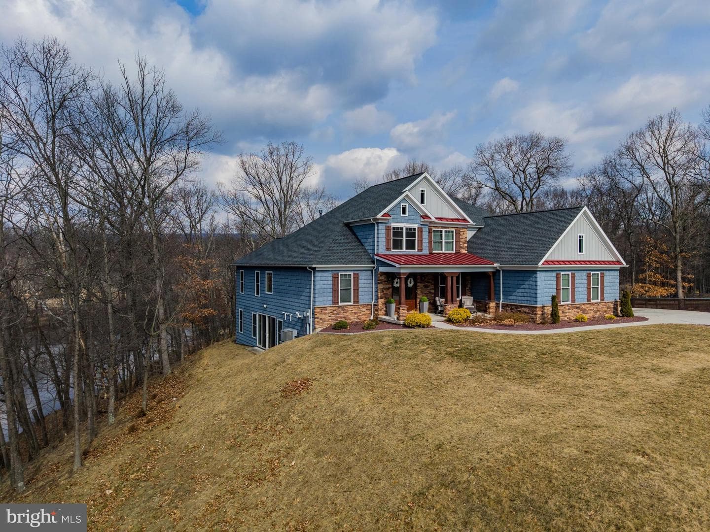 415 Sorbie Lane photo 9