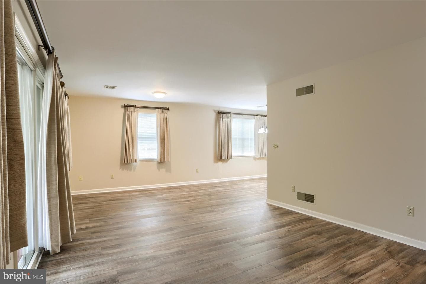 24 Garland Court photo 12