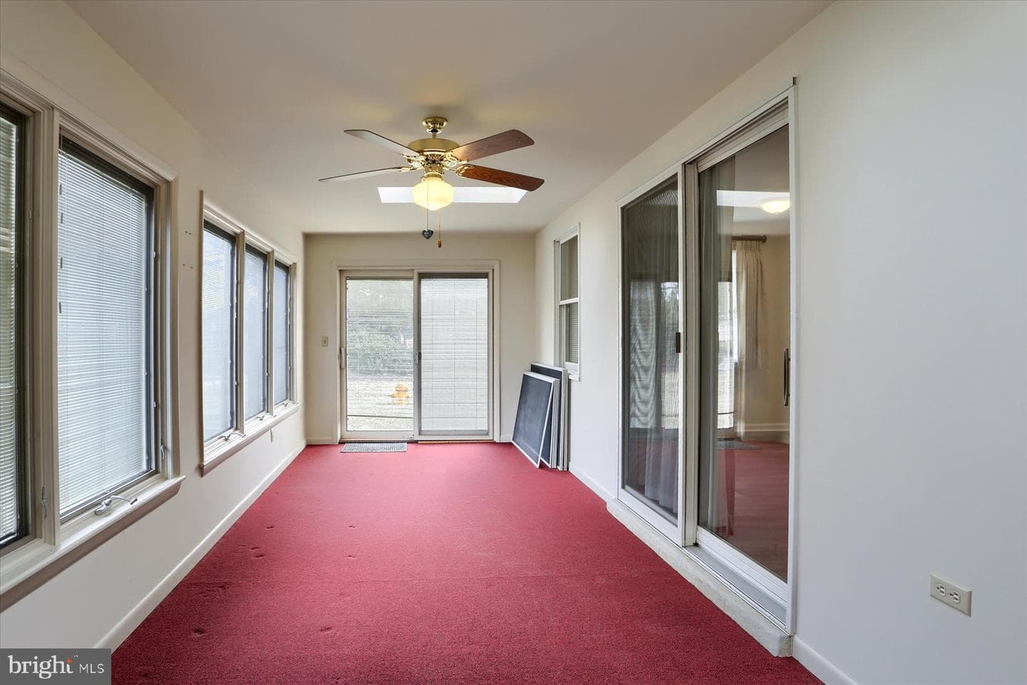 24 Garland Court photo 14