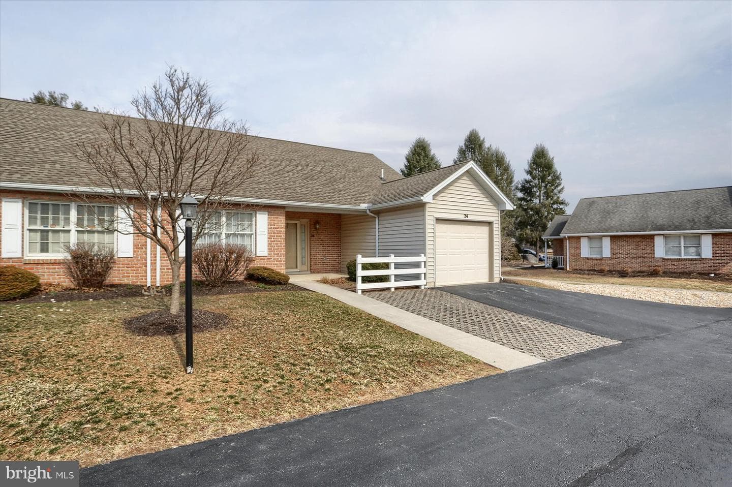 24 Garland Court photo 3