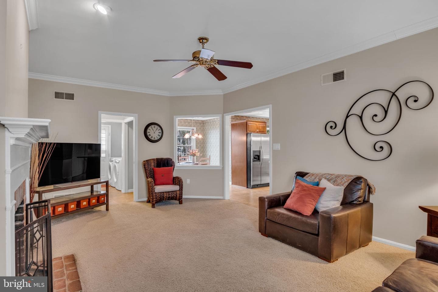 203 Saint James Court photo 35