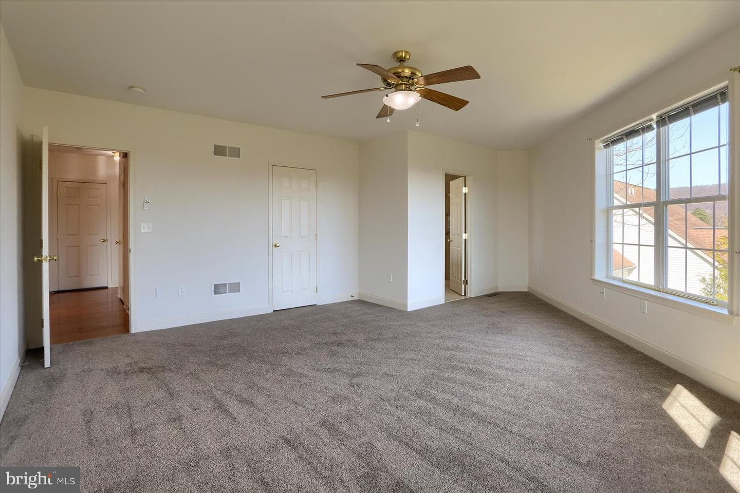 4032 Caissons Court photo 23