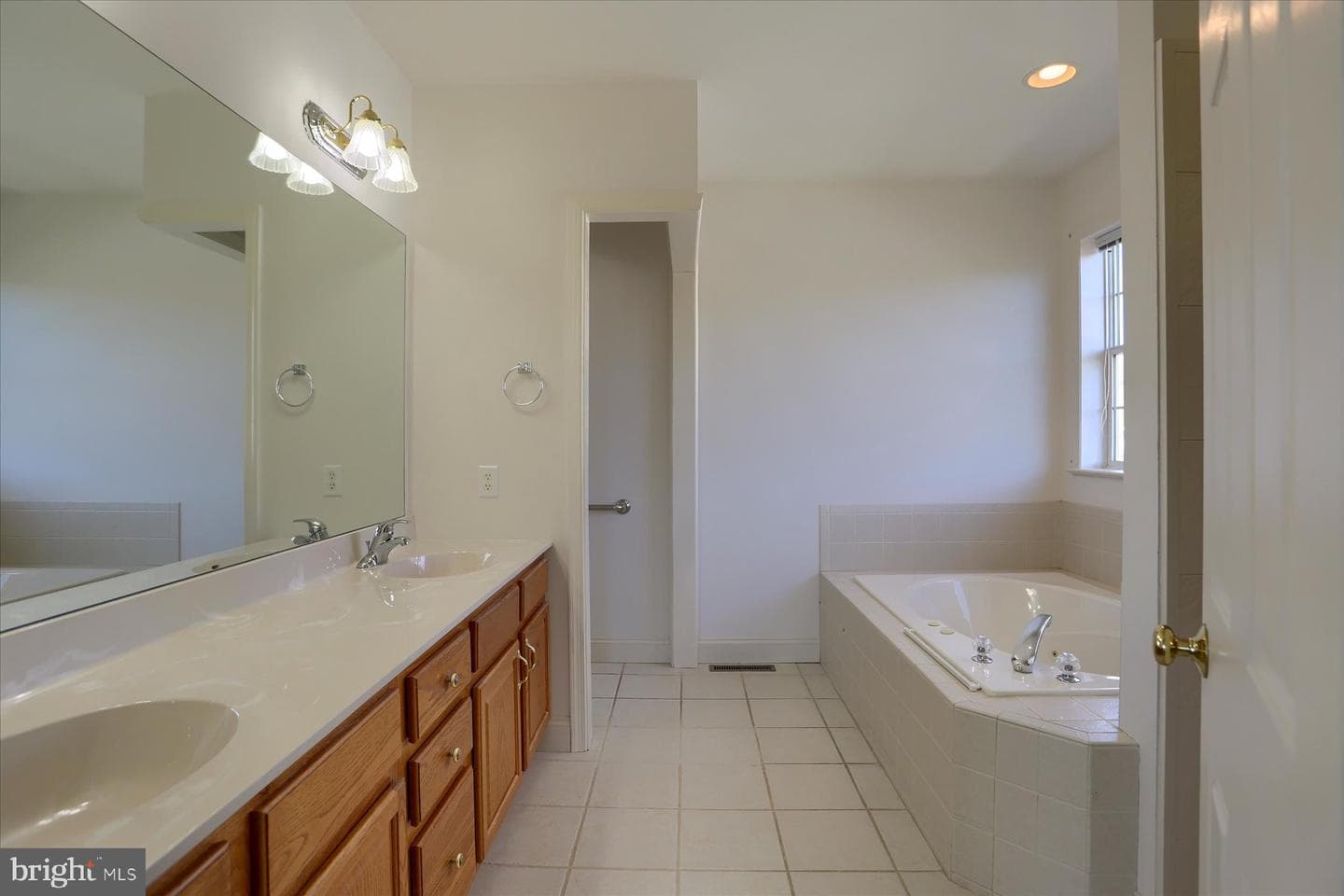4032 Caissons Court photo 24