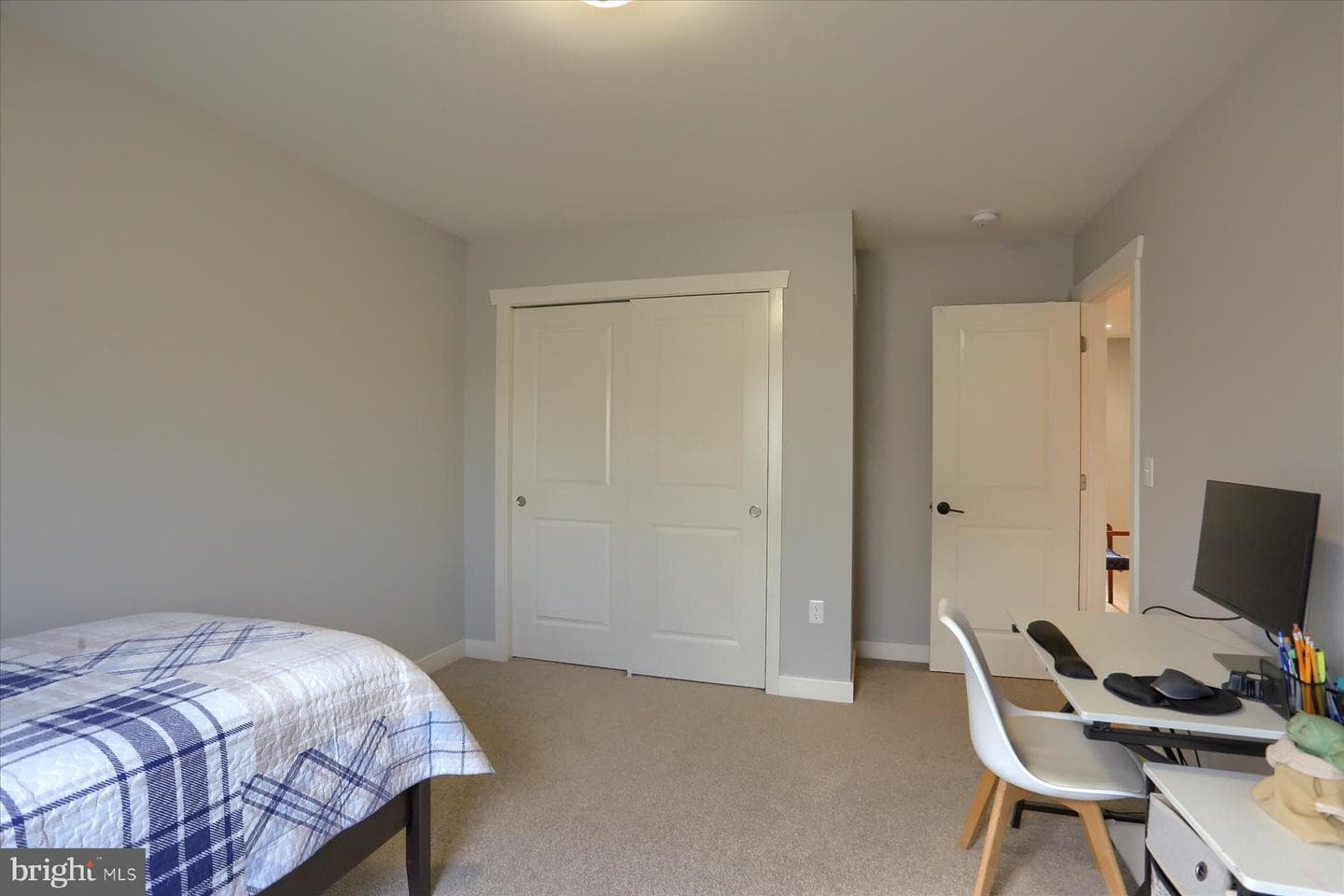 103 Steven Drive photo 31