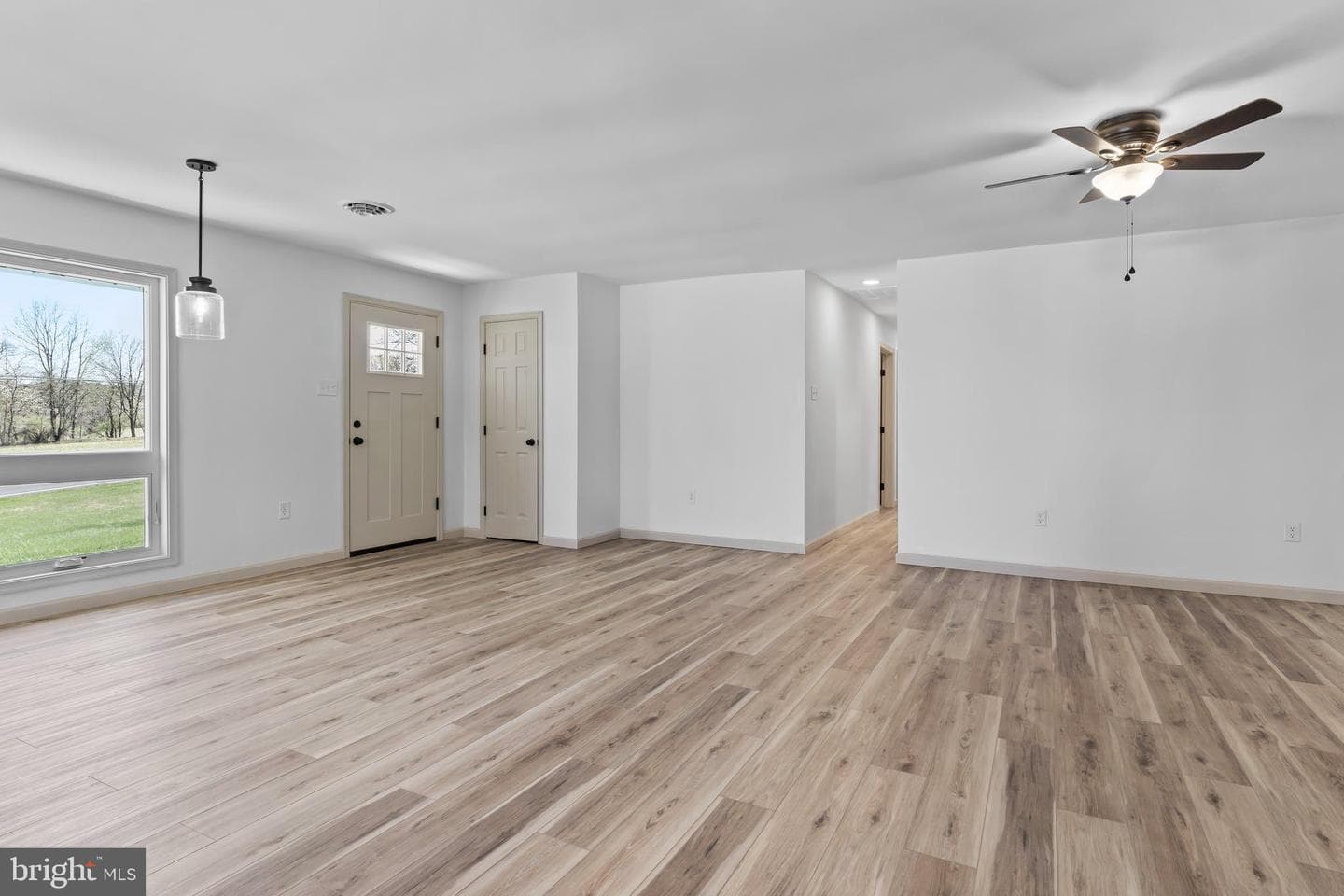 421 N Middleton Road photo 7