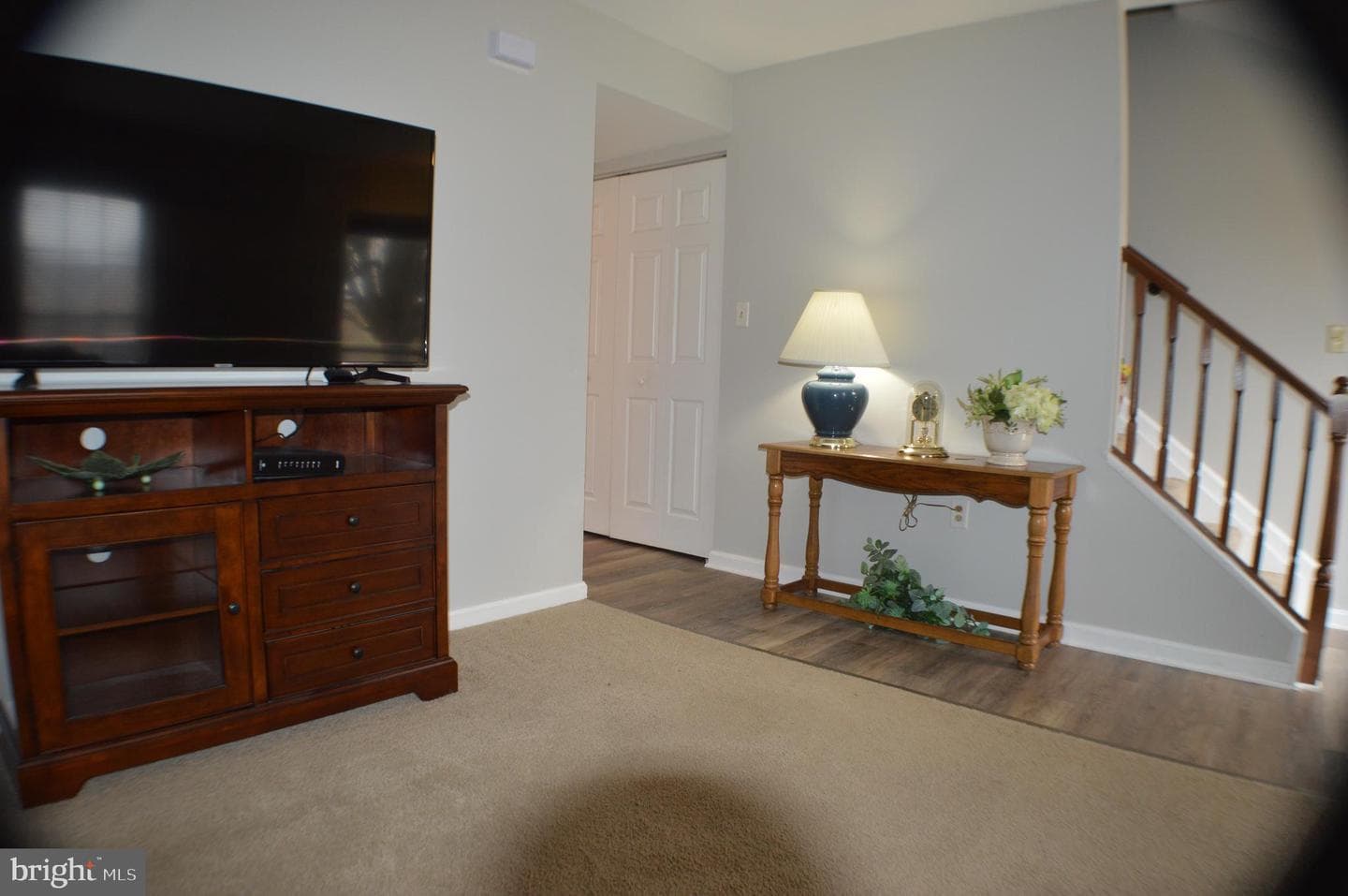 472 Stonehedge Lane photo 8