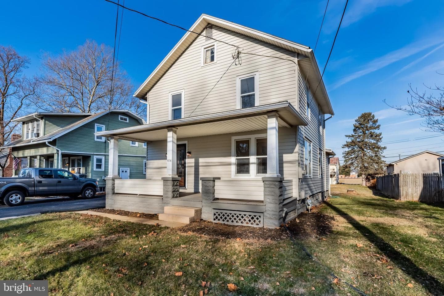 826 W Trindle Road photo 1