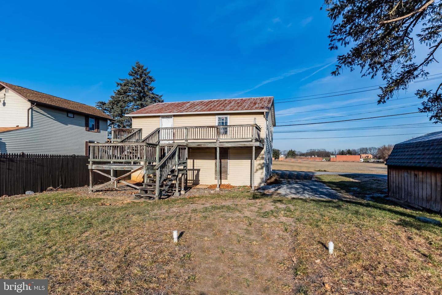 826 W Trindle Road photo 23