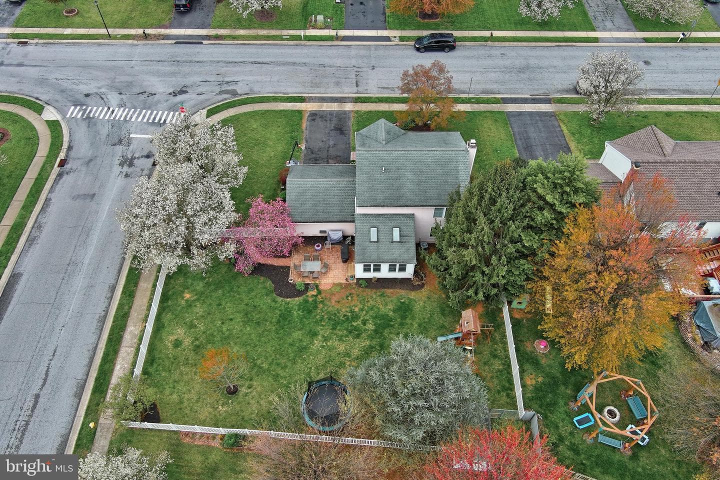 19 Monarch Lane photo 41