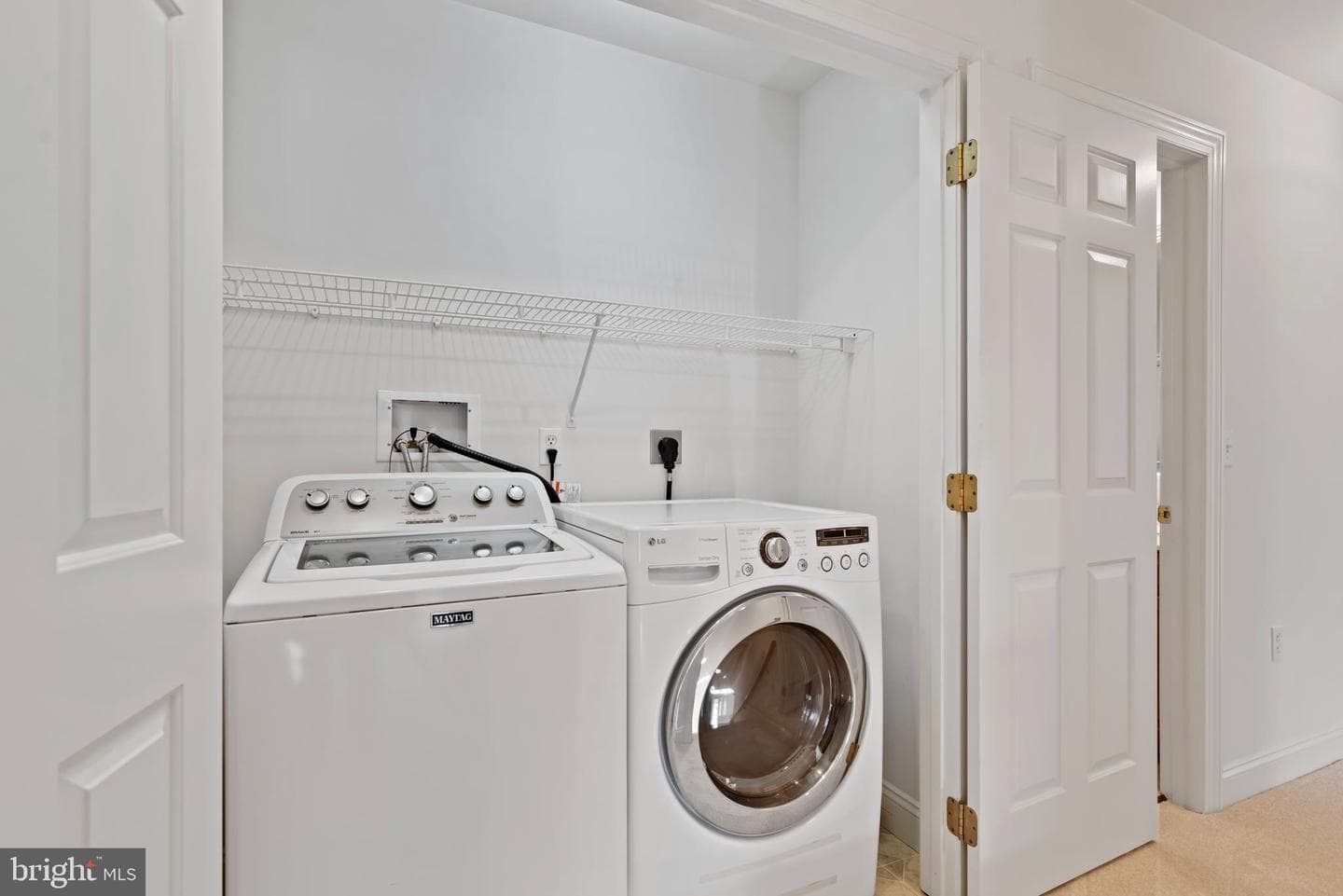 203 Friar Court photo 34