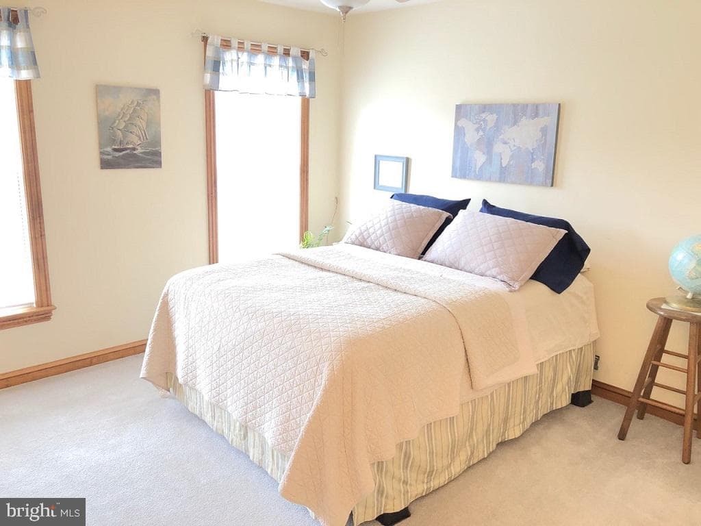118 Shirley Lane photo 11