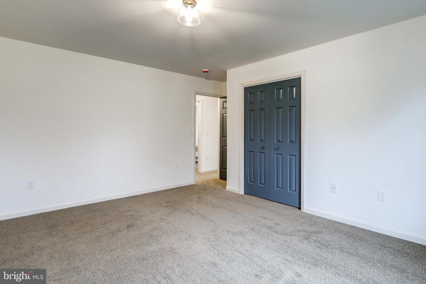 520 Boxwood Lane photo 19