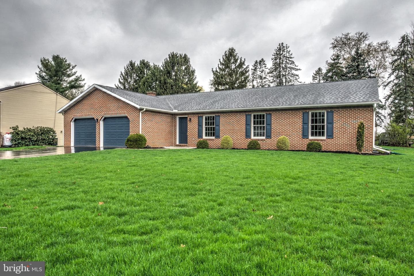 520 Boxwood Lane photo 37