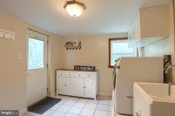 20 Tower Road photo 28