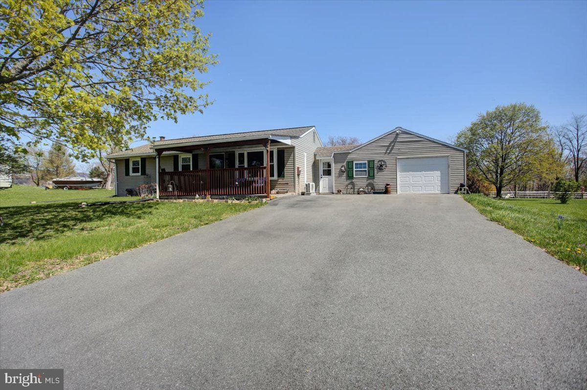511 Shed Road photo 1