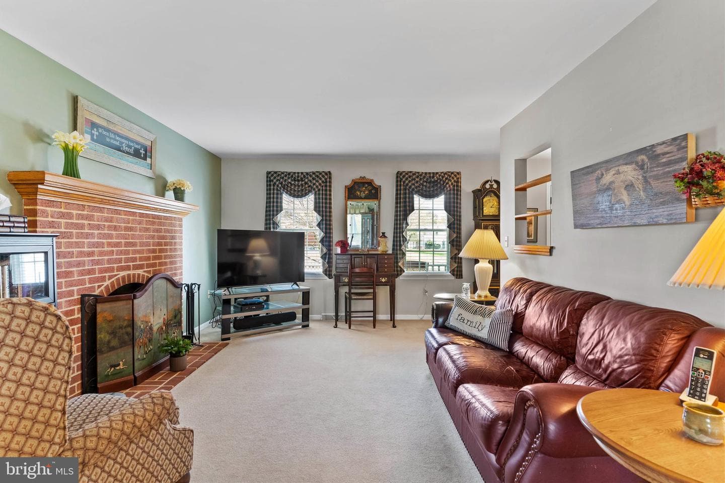 497 Glenn Street photo 12