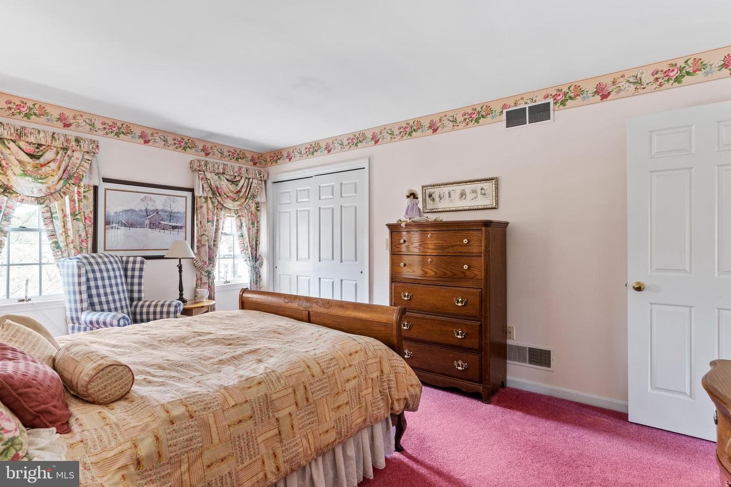 497 Glenn Street photo 26