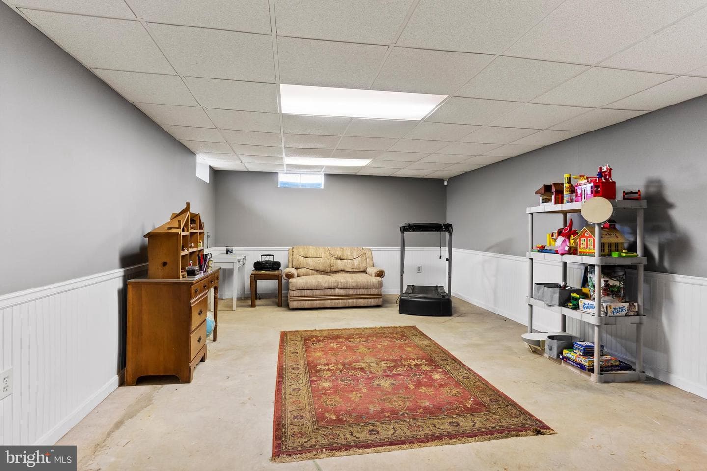 497 Glenn Street photo 33