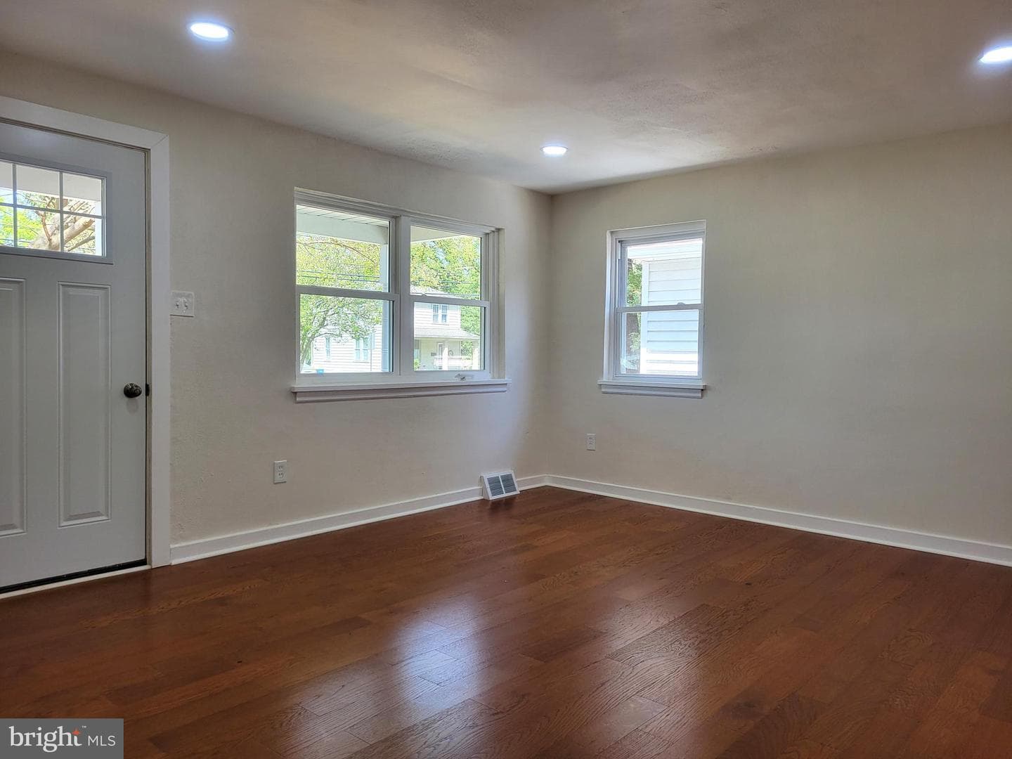 1333 Brandt Avenue photo 9