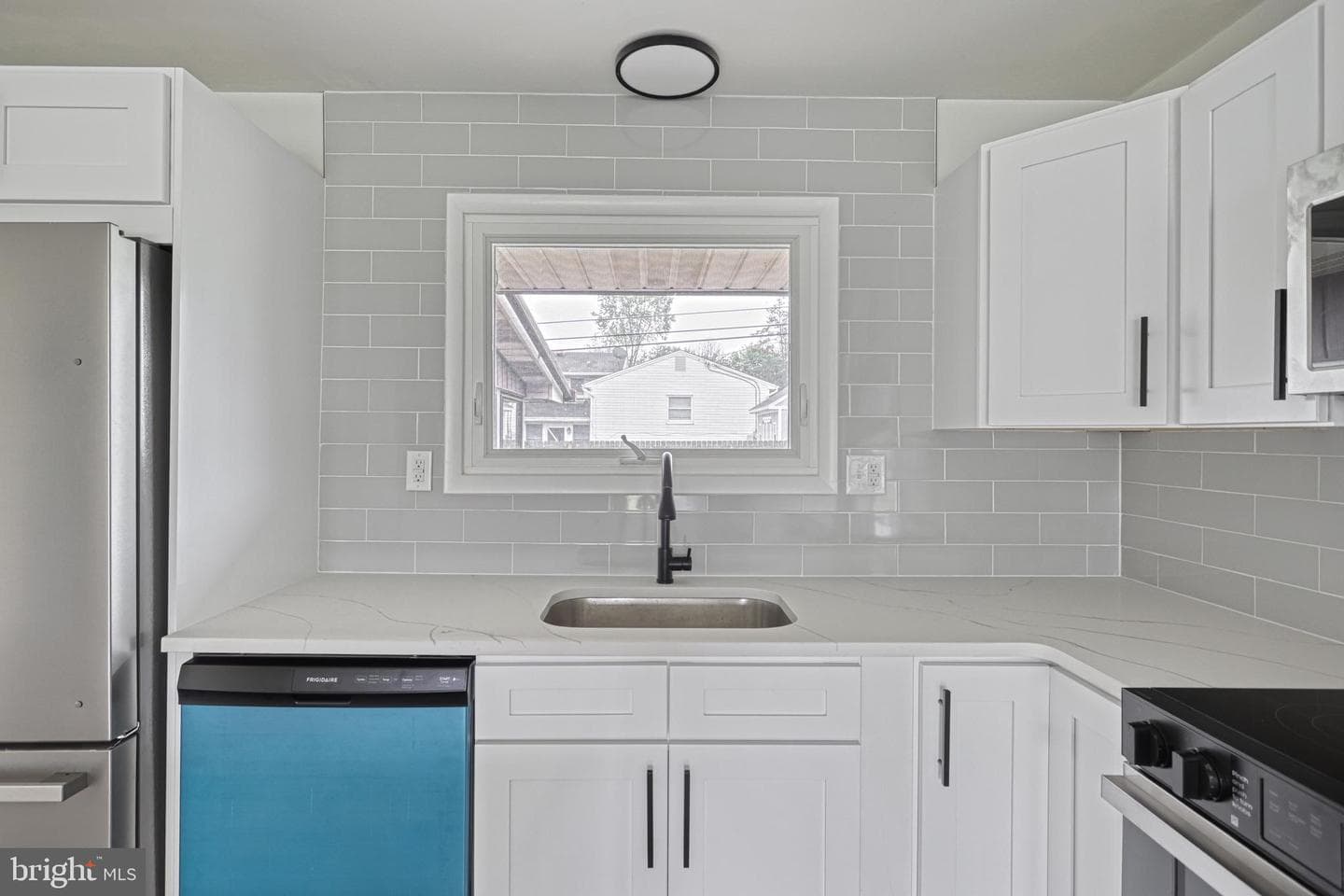 120 Winston Drive photo 22