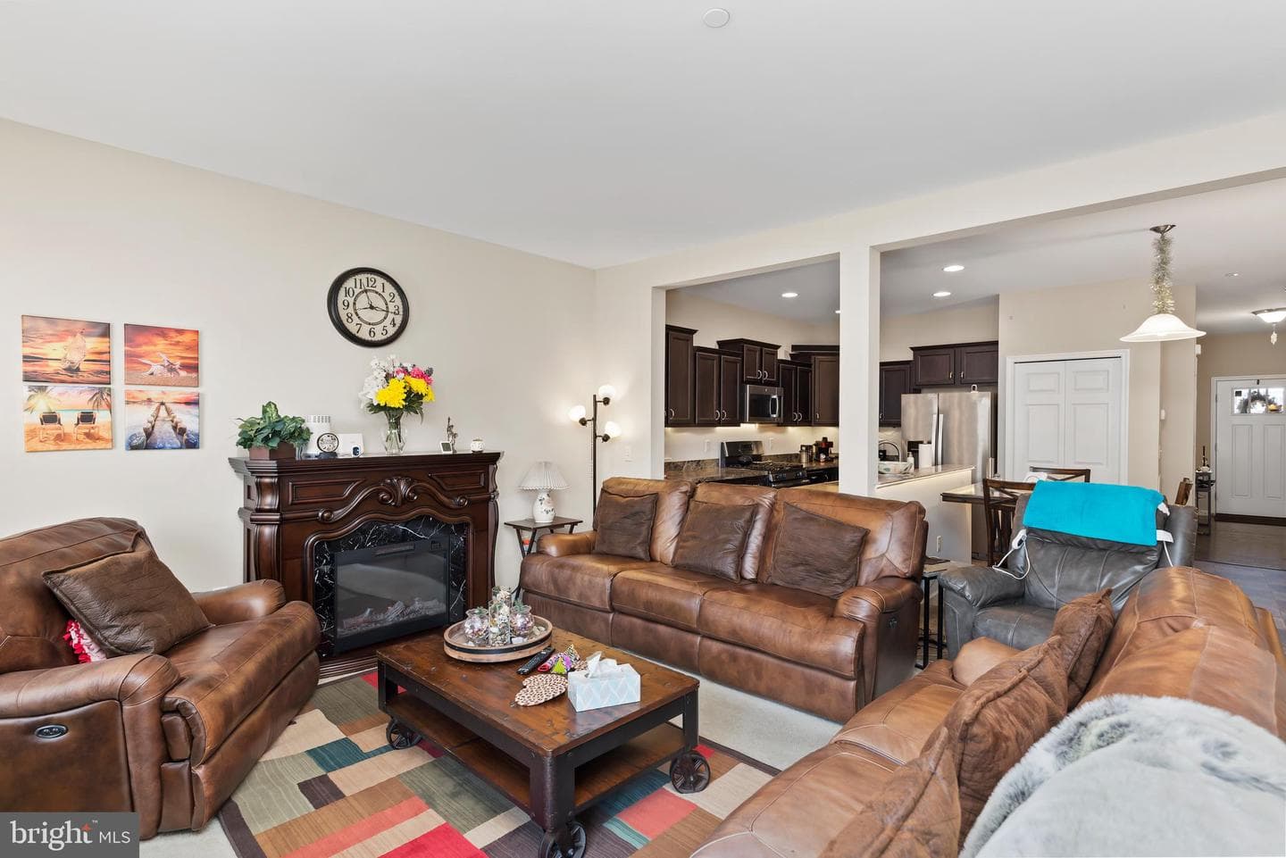 1770 Fairbank Lane photo 11