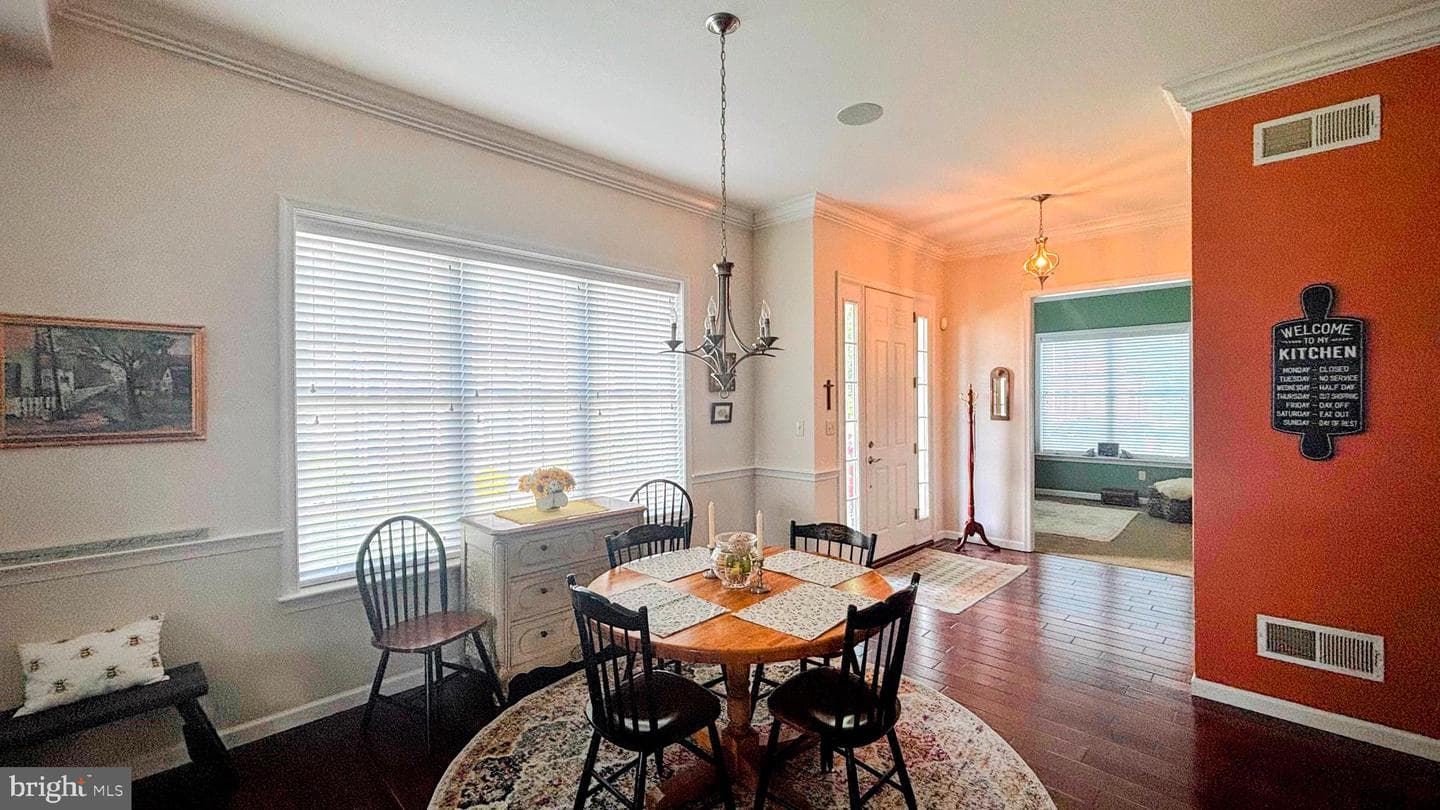 505 Lilly Lane photo 5