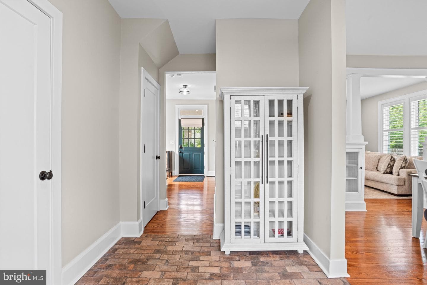 506 W High Street photo 15