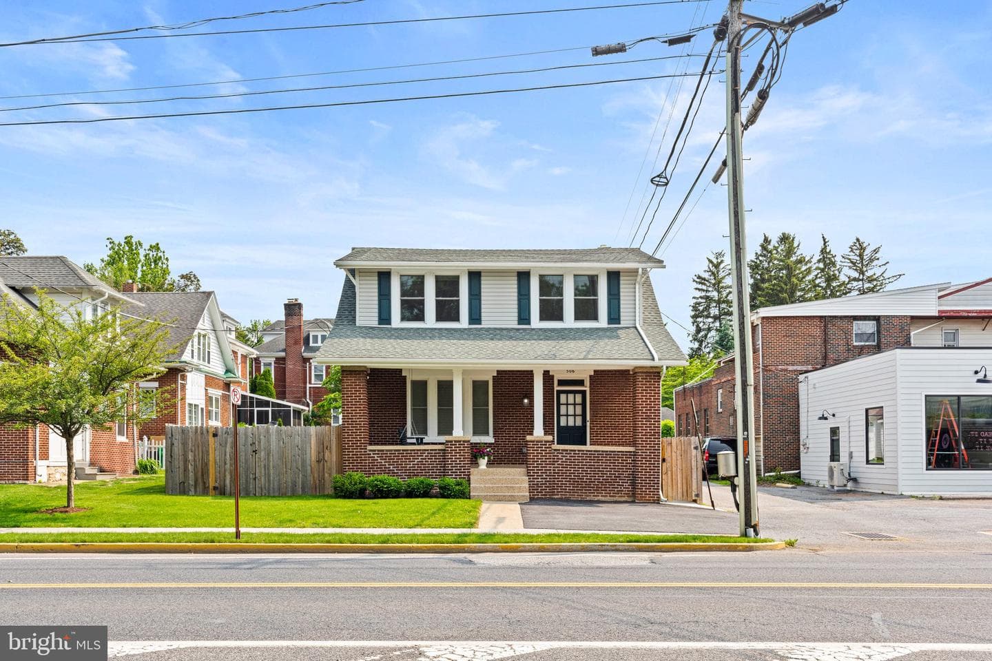 506 W High Street photo 2