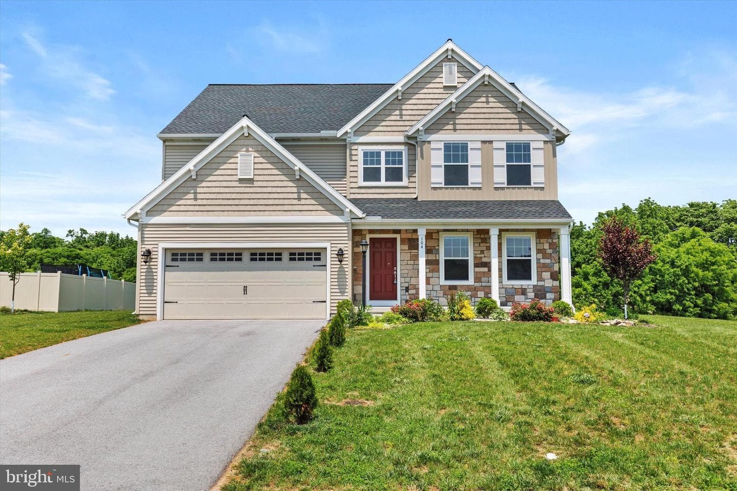 104 Berkshire Drive photo 2