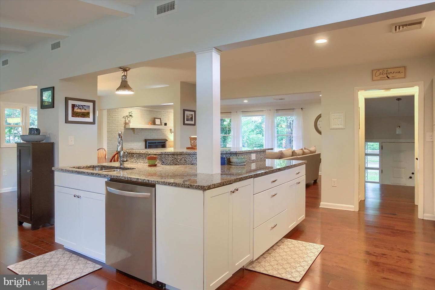 10 E Ridge Street photo 16
