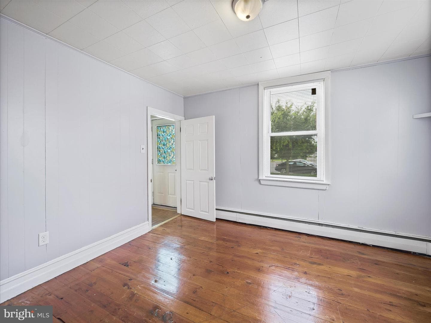 14 W Burd Street photo 10