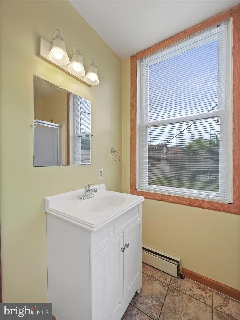 14 W Burd Street photo 24